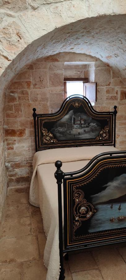 Antico Trullo Immerso Nella Campagna Alberobello Dış mekan fotoğraf