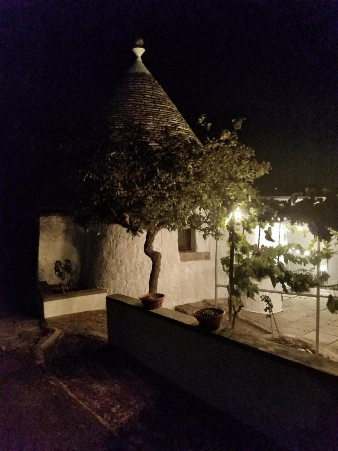 Antico Trullo Immerso Nella Campagna Alberobello Dış mekan fotoğraf